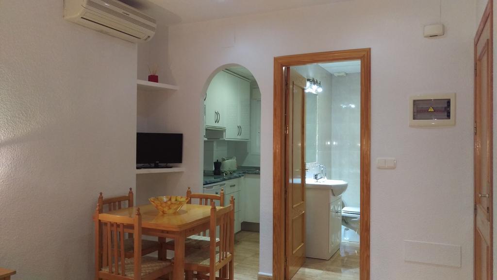 סן פדרו דל פינטר Apartamentos Berlin מראה חיצוני תמונה