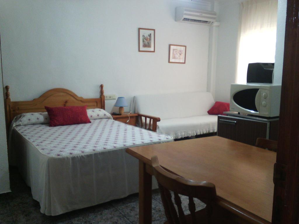 סן פדרו דל פינטר Apartamentos Berlin מראה חיצוני תמונה