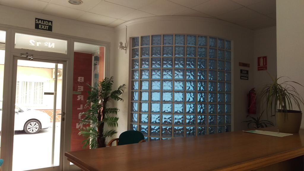 סן פדרו דל פינטר Apartamentos Berlin מראה חיצוני תמונה